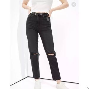 AMERICAN EAGLE | Mom Jean size 6 (long)